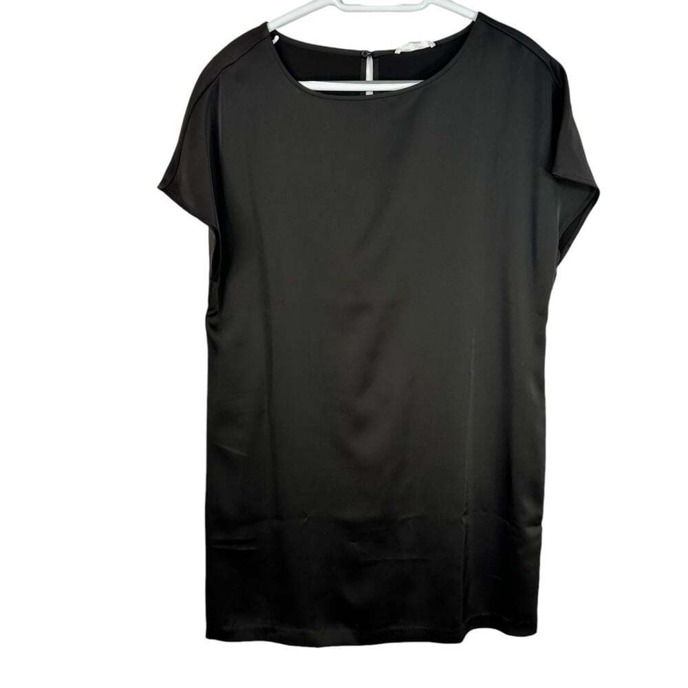 NWT Camber & Grace Blouse Womens Small Satin Sleeveless Glam Chiccore Neutral